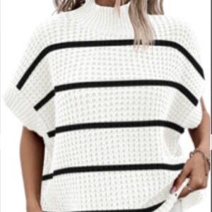 OCSTRADE Women's Sz L White Stripe Round Neck Batwing Sleeve Sweater Trendy
